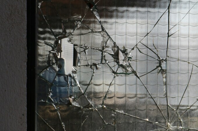 Vidraceiro 24 h em Moema: o que fazer quando o vidro quebra? 😱 Quebrou o vidro agora?RESPIRA. Em 90% dos casos resolvemos em 2 horas sem você…