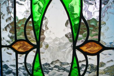 Vidros decorativos, jateados ou coloridos